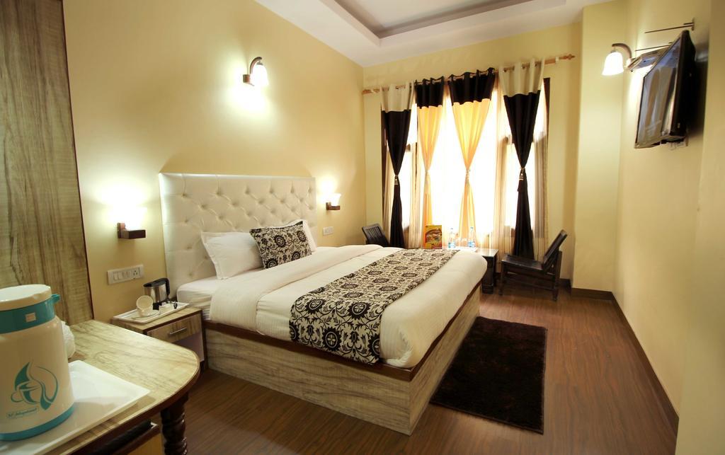 Hôtel The Grand Welcome à Shimla Chambre photo